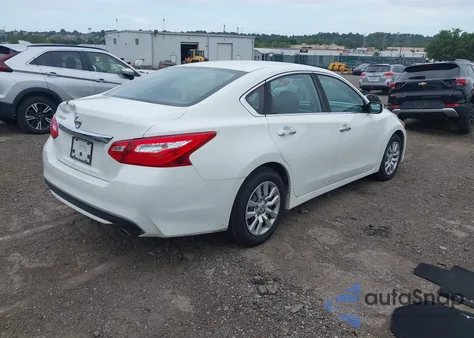 2016 Nissan Altima 2.5/2.5 S/2.5 Sl/2.5 Sr/2.5 Sv z USA, uszkodzony, nr VIN 1N4AL3AP1GC188311
